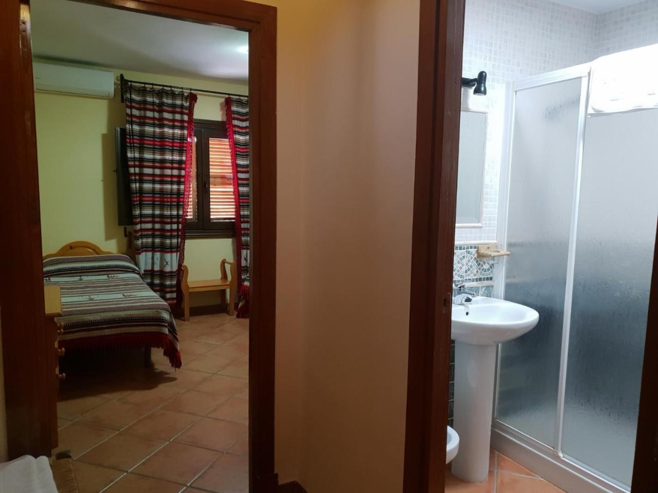 Hostal Pampaneira Εξωτερικό φωτογραφία